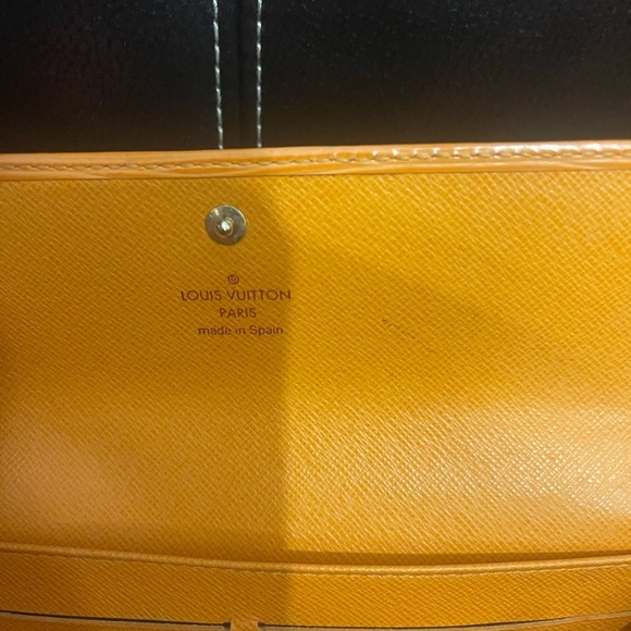 Louis Vuitton Epi Leather Vibrant Orange Wallet - Picture 3 of 7
